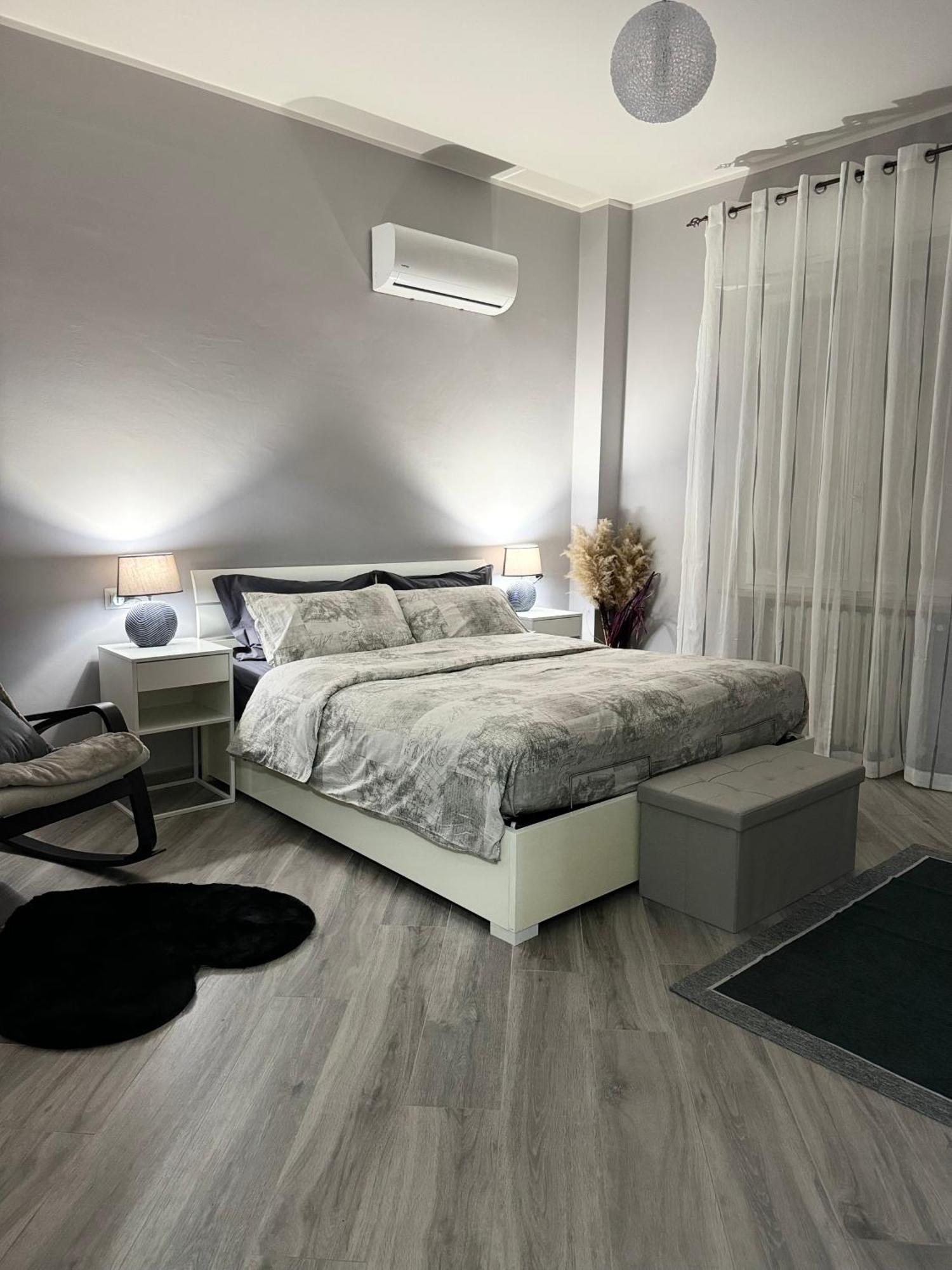 Trento House Zona Stazione Centro Storico Appartement Parma Buitenkant foto